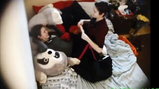 JOUIBRULANCE On adore se faire baiser la bouche à deux ! Je traîne ma  meilleure amie