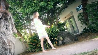 Sunrise sex featuring stepsister - Tali Dova