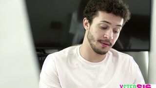 Teen stepsister wanted bro to draw her