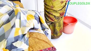 Komal's hubby secretly left her with a sweeper inside the