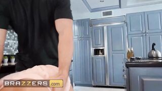 (Phoenix Marie) Gets Stuck Into The Dishwasher (Johnny) Frees Her