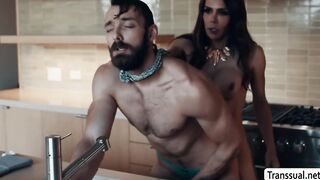 TBabe stepmom barebacks hunk stepson