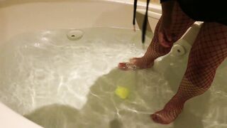 Sensual sluts having fun into the jacuzzi