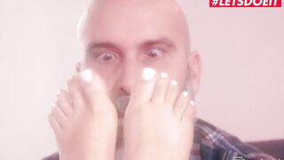 HORNYHOSTEL - (Ariana Van X, Jesus Reyes) - Young Hispanic