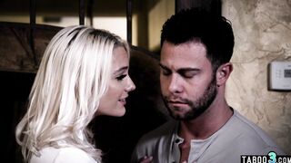 Blondie fucking a guy to convince him