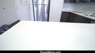 Red Head cougar Dani Jensen Takes Care of Viagra Problem With pov Screwed
