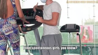 Colombian Long Butt Gold Digger Gets Banged! After A Workout