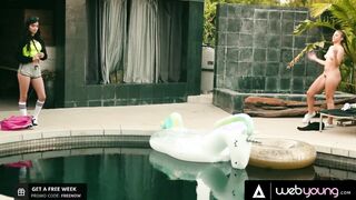 Bored Big Titted 18yo Savannah Sixx Cheats On Her Bf With