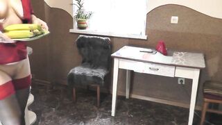Mom Goddess Frina without lingerie inside kitchen eats banana and