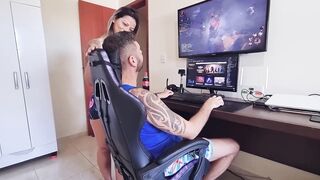 My GF made me lose at the game, seducing me