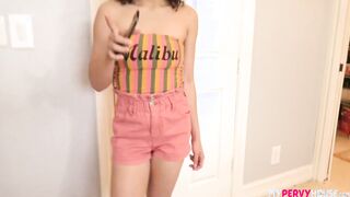Ella Cruz Thin Little Sistr Pound On Stepbro Bed