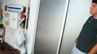 I nailed my slutty stepsister while doing her laundry -