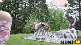 HUNT4K. Beauty Sex on a Picnic