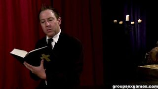 It was his last wish - Fucking at the funeral