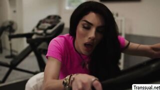 Muscle man licks and analed shemale goddess in the guym