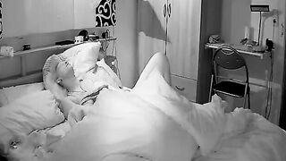 Webcam catches wifey masterbating