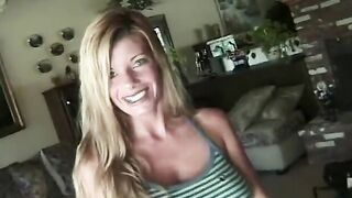 Incredible Sexy Beauty likes it when she gets her snatch finger boned by her playmate