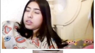 Cam two Chicas