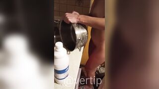 Vertipopka Vertip washes dishes nude