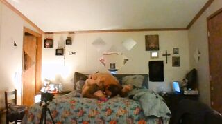 Satin Lady gets her snatch waxed