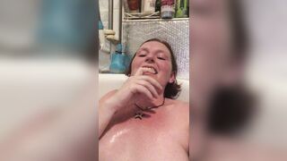 Gf Wriggler having the most extreme orgasm into the hot tub
