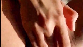 EKTE PAR ORGASME PA SAMME TID FRA ANAL - POV