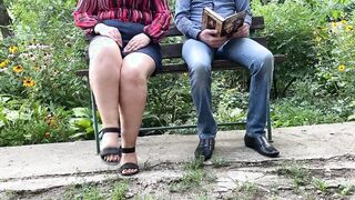 Huge butt mom pissing next to me into the park on a bench