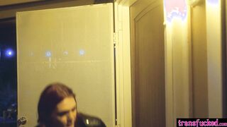 MILF pounded her ass on shemales cock