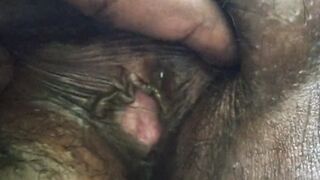 Twat licking and insert oil bottle