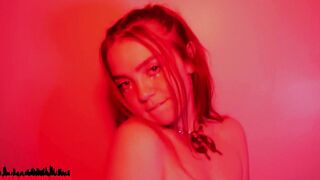 Euphoria women gets turned on with a hookup