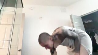 Check by Young Gangster Twerking Elle edition
