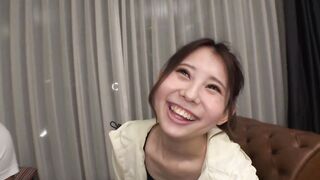 [amateur pov] Inside this project, we target food delivery Girl