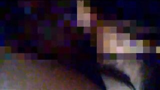 Sexo oral. Me dan una mamada en el ano