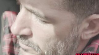 Jessy burst a thick load all over Johnny