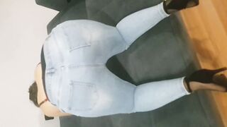 Turkish women into jeans is beautiful Bombshell