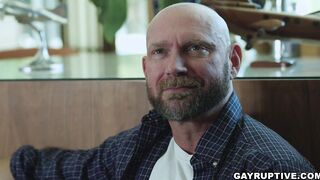 Skinny Twink Jack Bailey seduces his stepdaddy, Knox