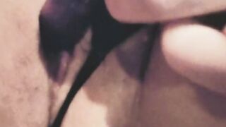 Making my vagina squirt.