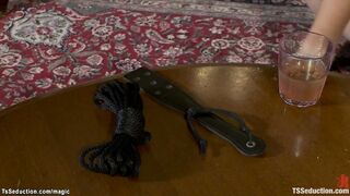 Piano teacher fucked by shemale