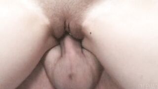 AMATEUR LOVERS MORNING SEX AND CREAMPIE. RIDING ON HE UNTIL HE HAD CUM pov CUTIE