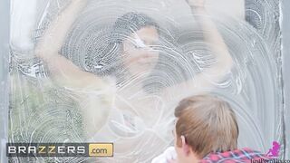 Brazzers - Ruby Sims Teases The Window Cleaner With Her Underwear & Body Before Letting Him Screwed Her
