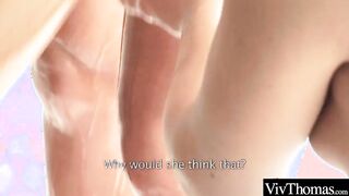 Stunning lesbians enjoy a steamy three-way