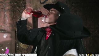 Jewels Jade - Pulling a Huge Con Job - Brazzers
