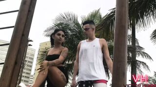HAVING SEX WITH GF ON THE BEACH