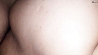 I'm and my uncle enters and penetrates me gently ...