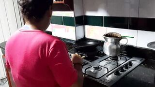 A tasty fellatio into the kitchen