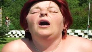 Oma inside extase gebumst