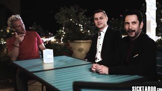 Waitress Paige Owens craves for rough DP