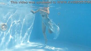 Mimi Cica yet again shows how Goddess she can swim