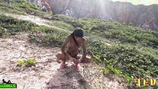 The beach that Ted arrives turns in whoredom on Tambaba