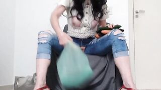 Carol Squirter Ripped jeans to Fucked with cucumber n big vegetables